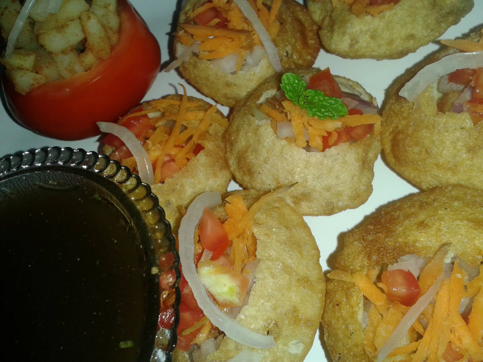 Gol Gappay Calories: Per Piece, Per Plate & What Changes Them — CalsFlow guide cover